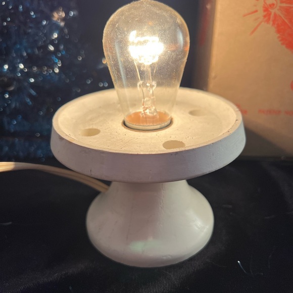 Vintage Blue Tinsel Glolite Christmas Tree With Damaged Box - Picture 5 of 5